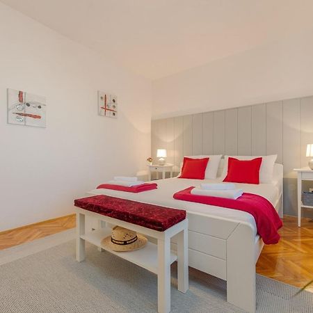 Apartment Bo&Dy With Private Pool Rogoznica  Dış mekan fotoğraf